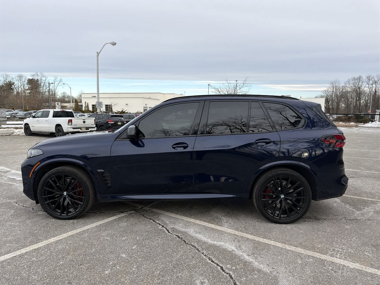 Thumbnail: 2024 BMW X5 - 11