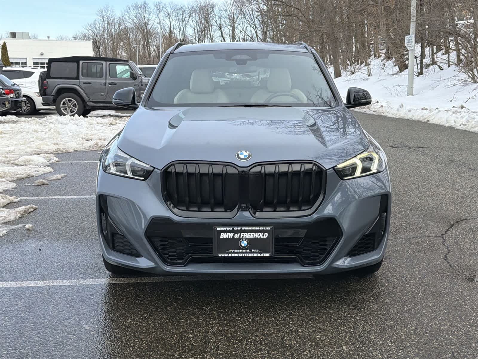 Thumbnail: 2023 BMW X1 - 14