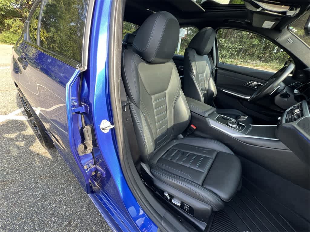 Thumbnail: 2019 BMW 3 Series - 22