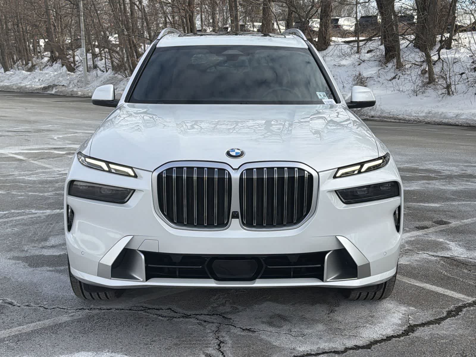 Thumbnail: 2024 BMW X7 - 14
