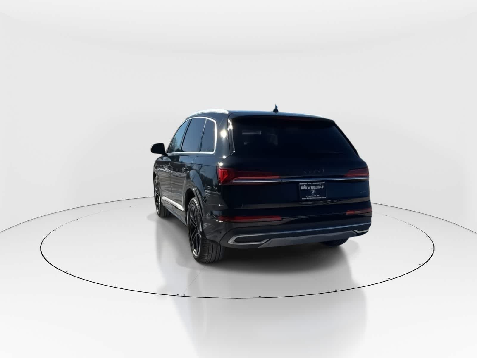 Thumbnail: 2022 Audi Q7 - 8