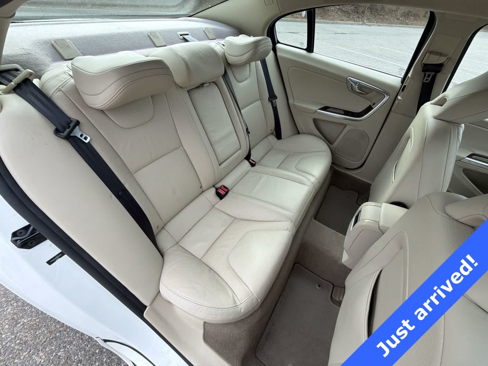 Thumbnail: 2013 Volvo S60 - 21