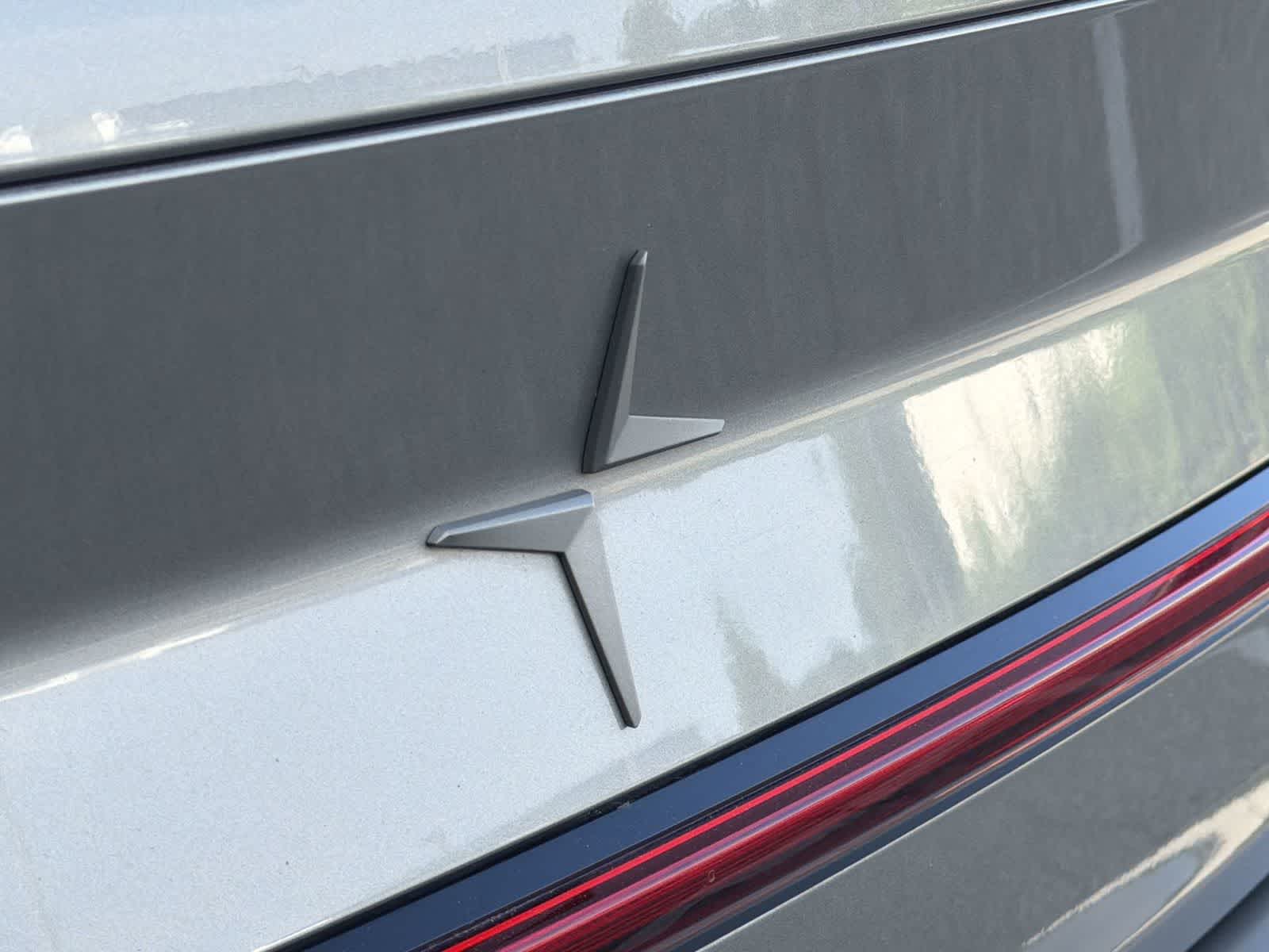 Thumbnail: 2022 Polestar 2 - 15