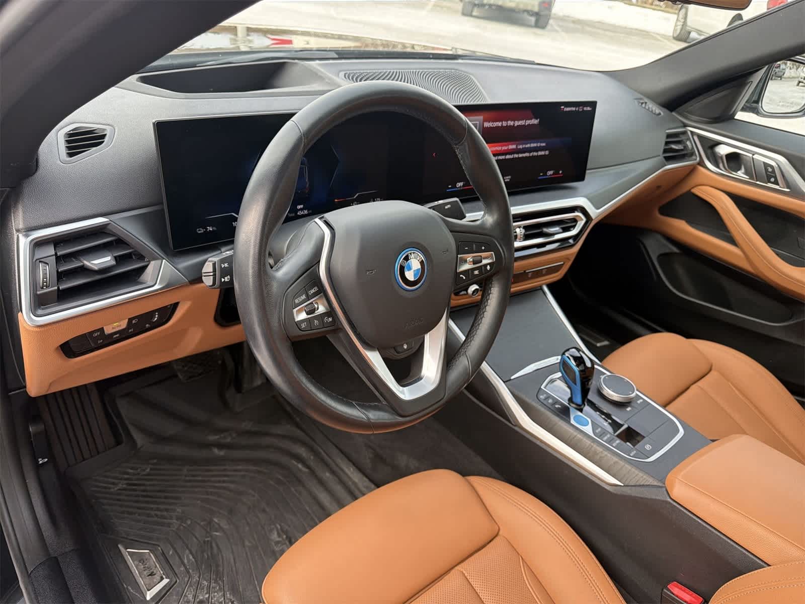 Thumbnail: 2023 BMW i4 - 23