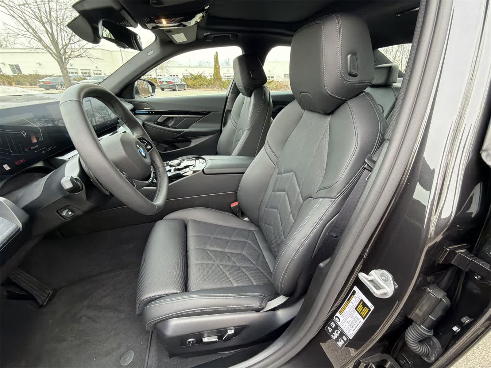 Thumbnail: 2026 BMW 5 Series - 19