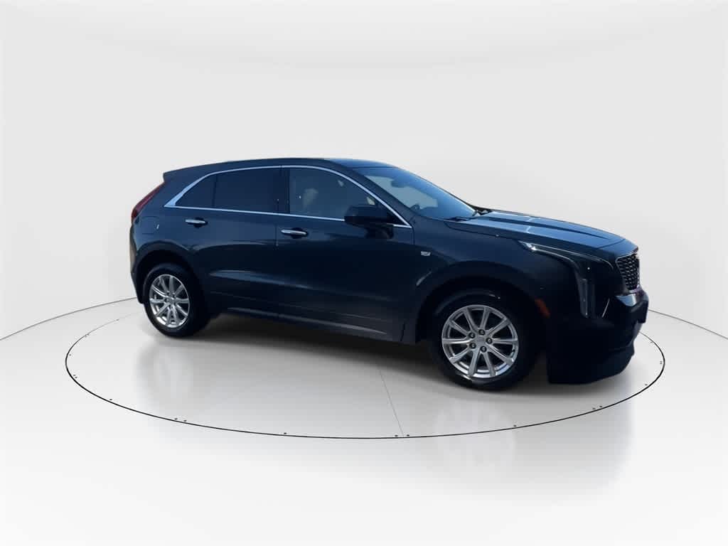 2019 Cadillac XT4 Luxury photo 3