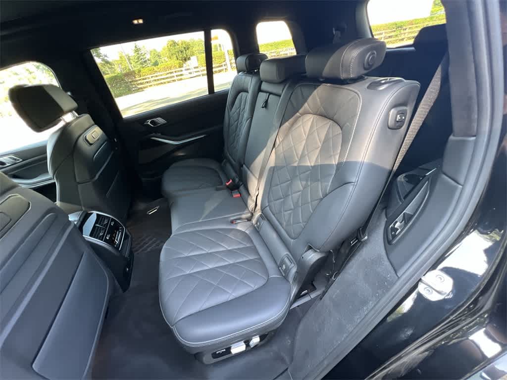 Thumbnail: 2023 BMW X7 - 21