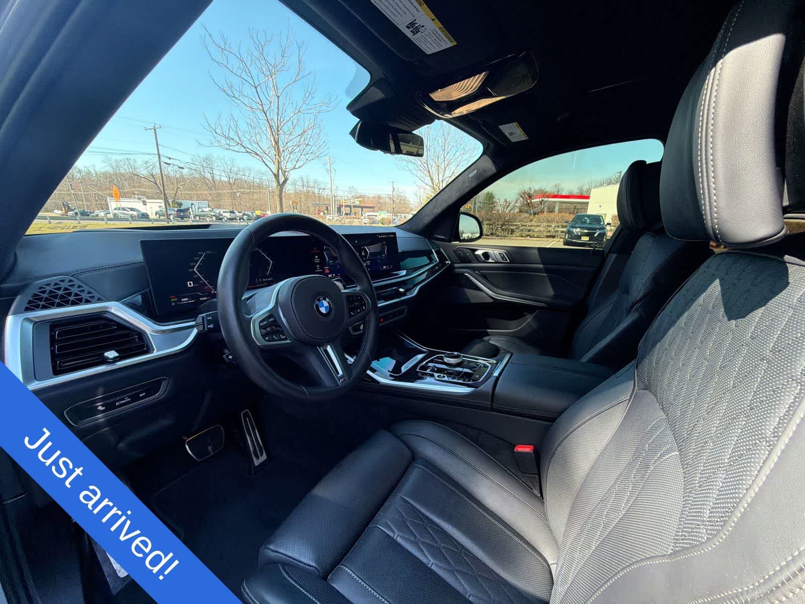 Thumbnail: 2025 BMW X7 - 10