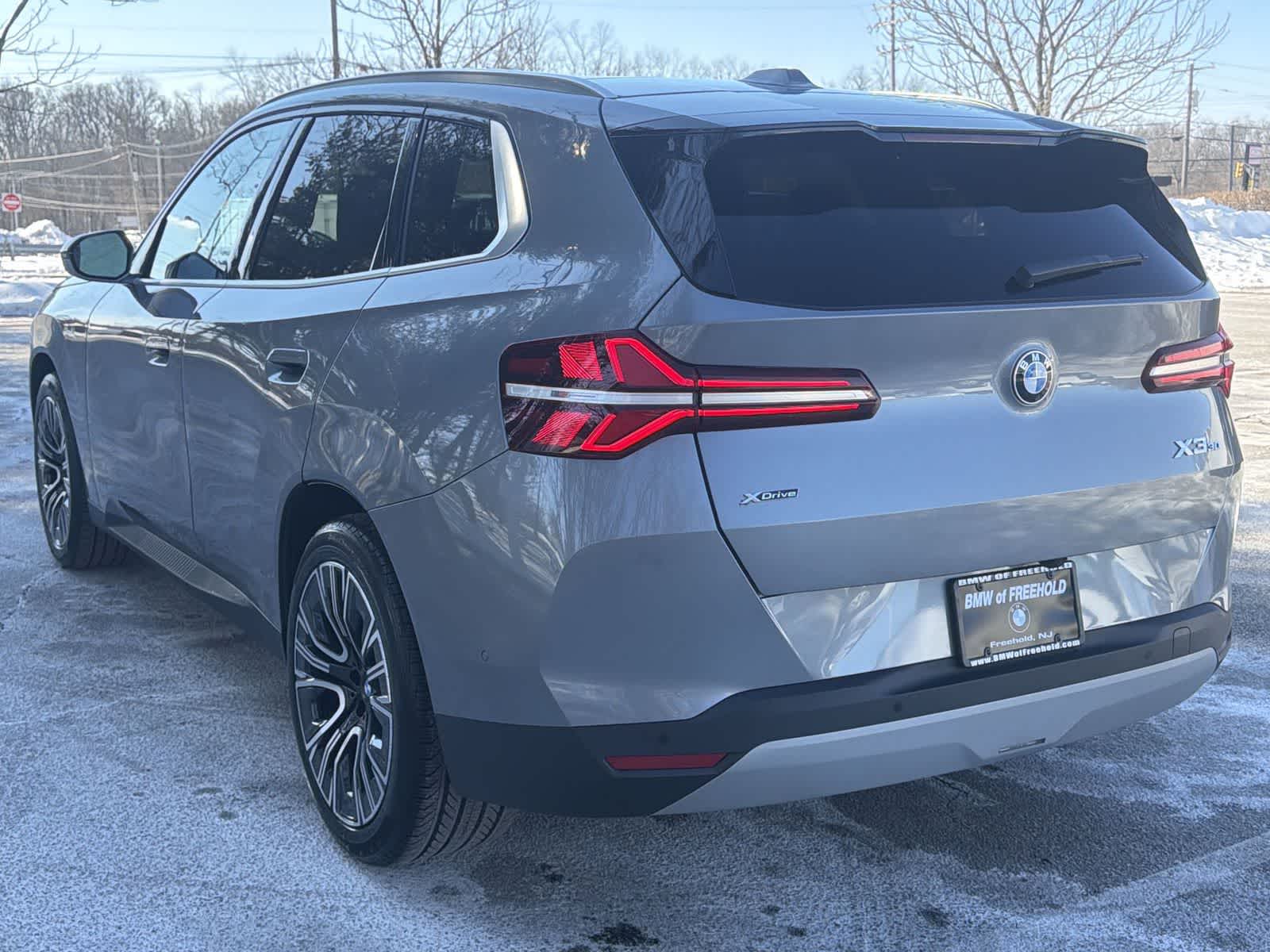 Thumbnail: 2025 BMW X3 - 12