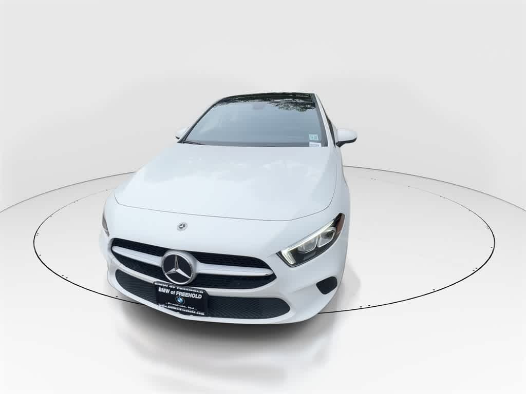 2022 Mercedes Benz A 220 4MATIC photo 4