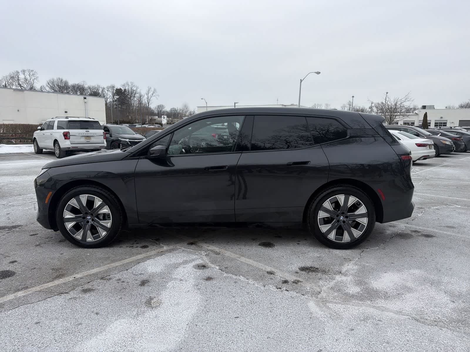 Thumbnail: 2026 BMW iX - 11