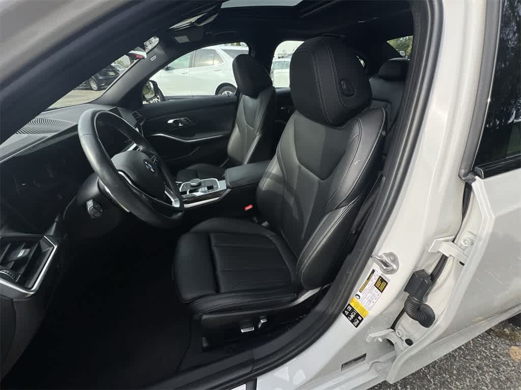 Thumbnail: 2023 BMW 3 Series - 19