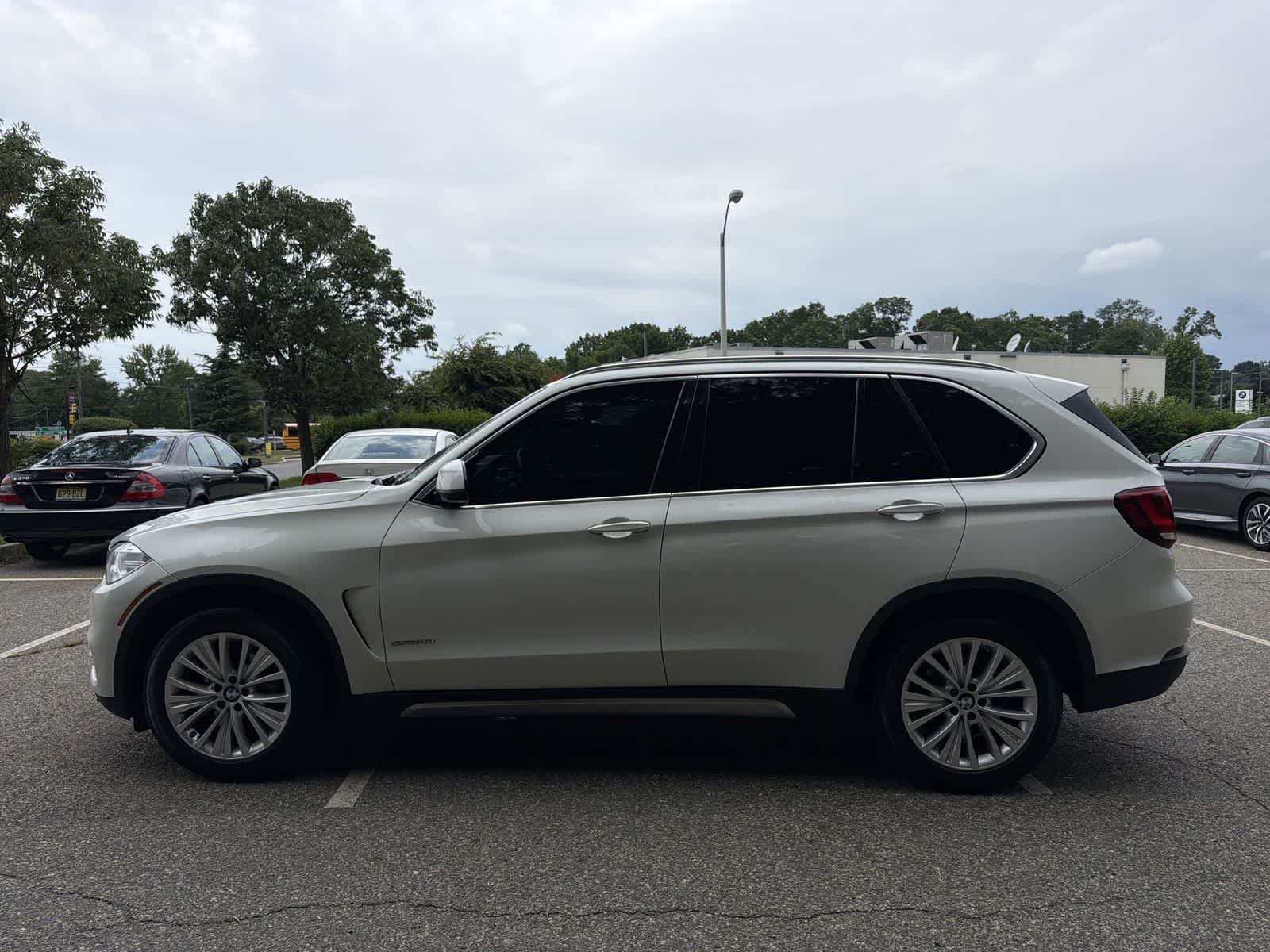 Thumbnail: 2017 BMW X5 - 11