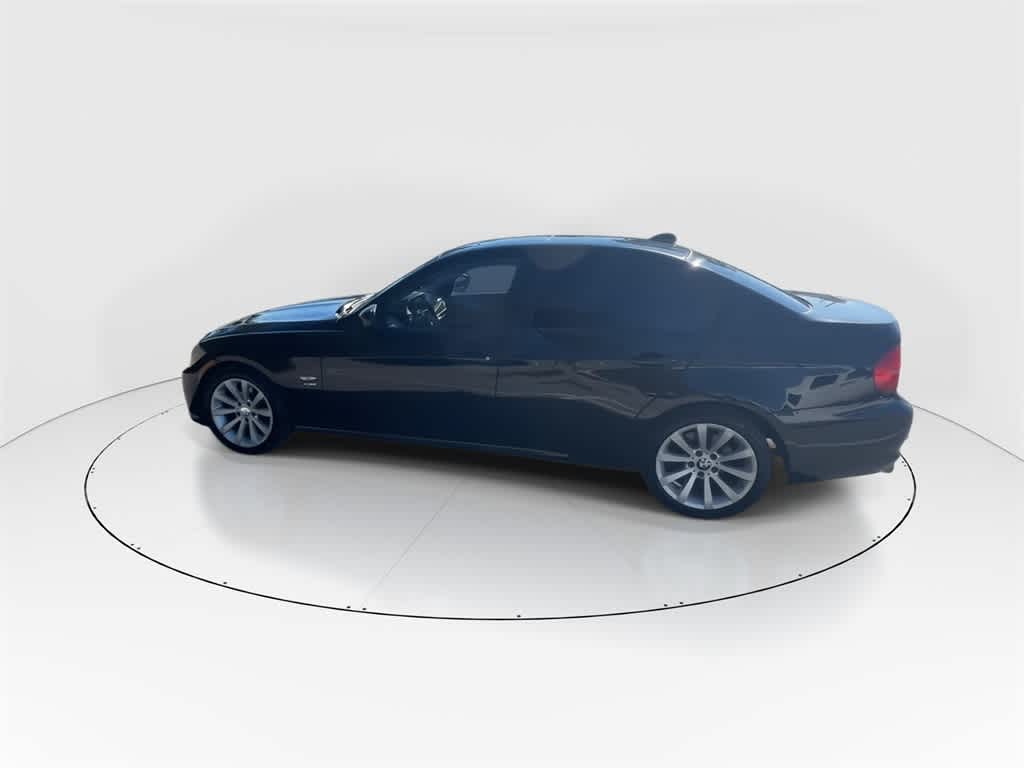 Used 2011 BMW 3 Series 328i with VIN WBAPK5C51BA661060 for sale in Freehold, NJ