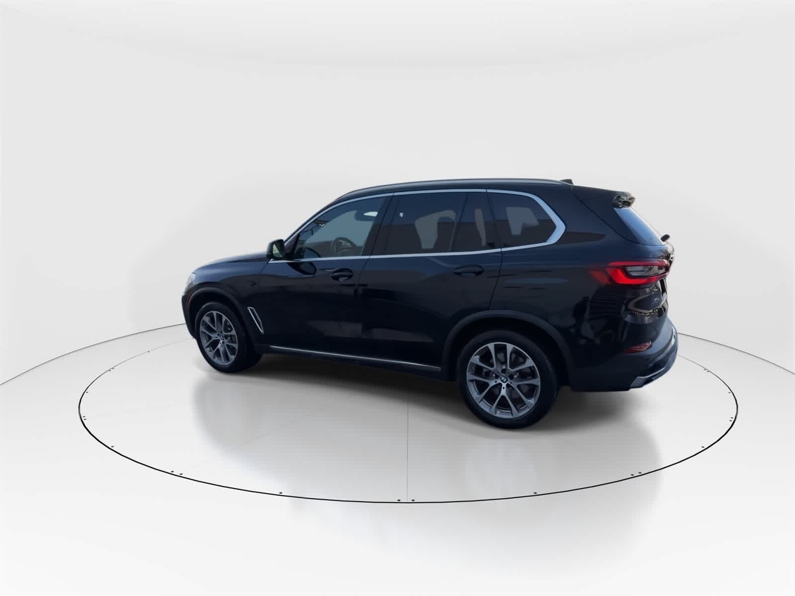 Thumbnail: 2022 BMW X5 - 7