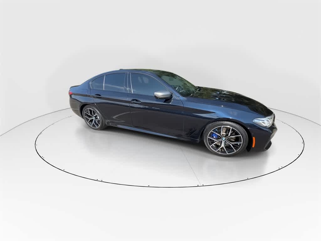 Thumbnail: 2022 BMW 5 Series - 2