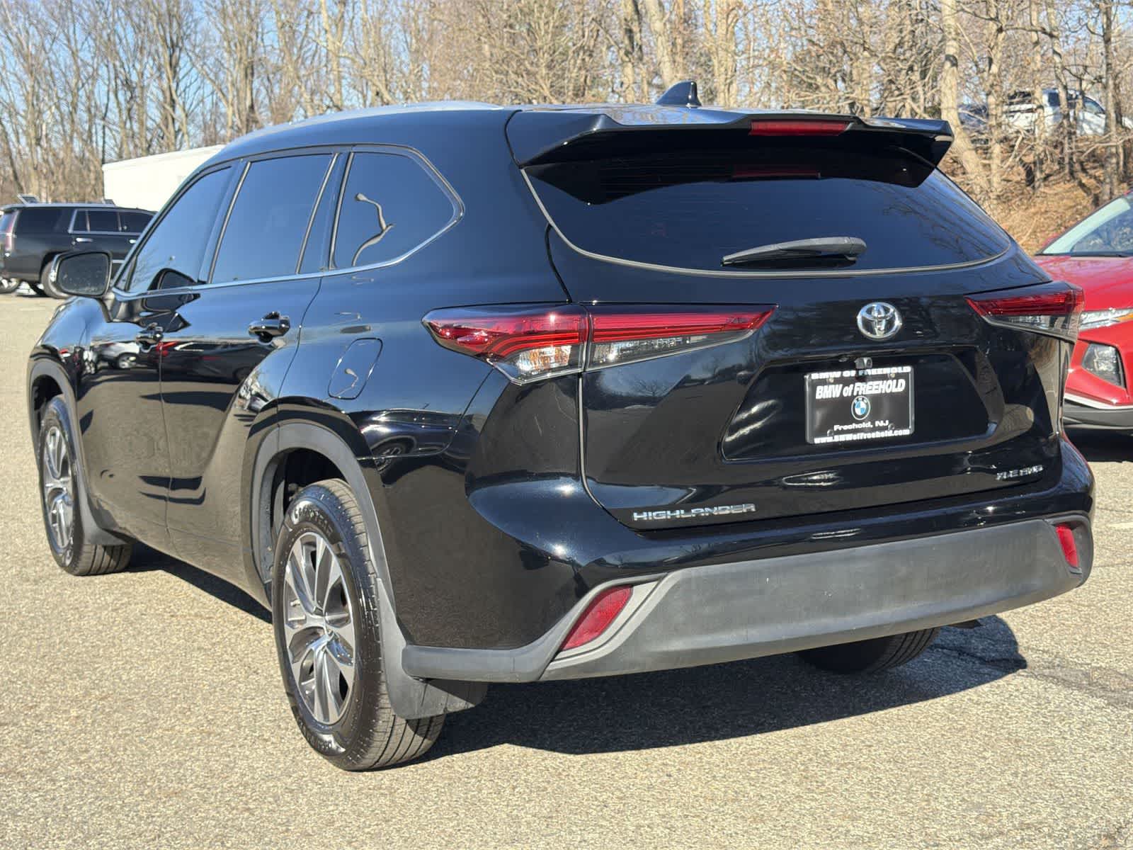 Thumbnail: 2022 Toyota Highlander - 12