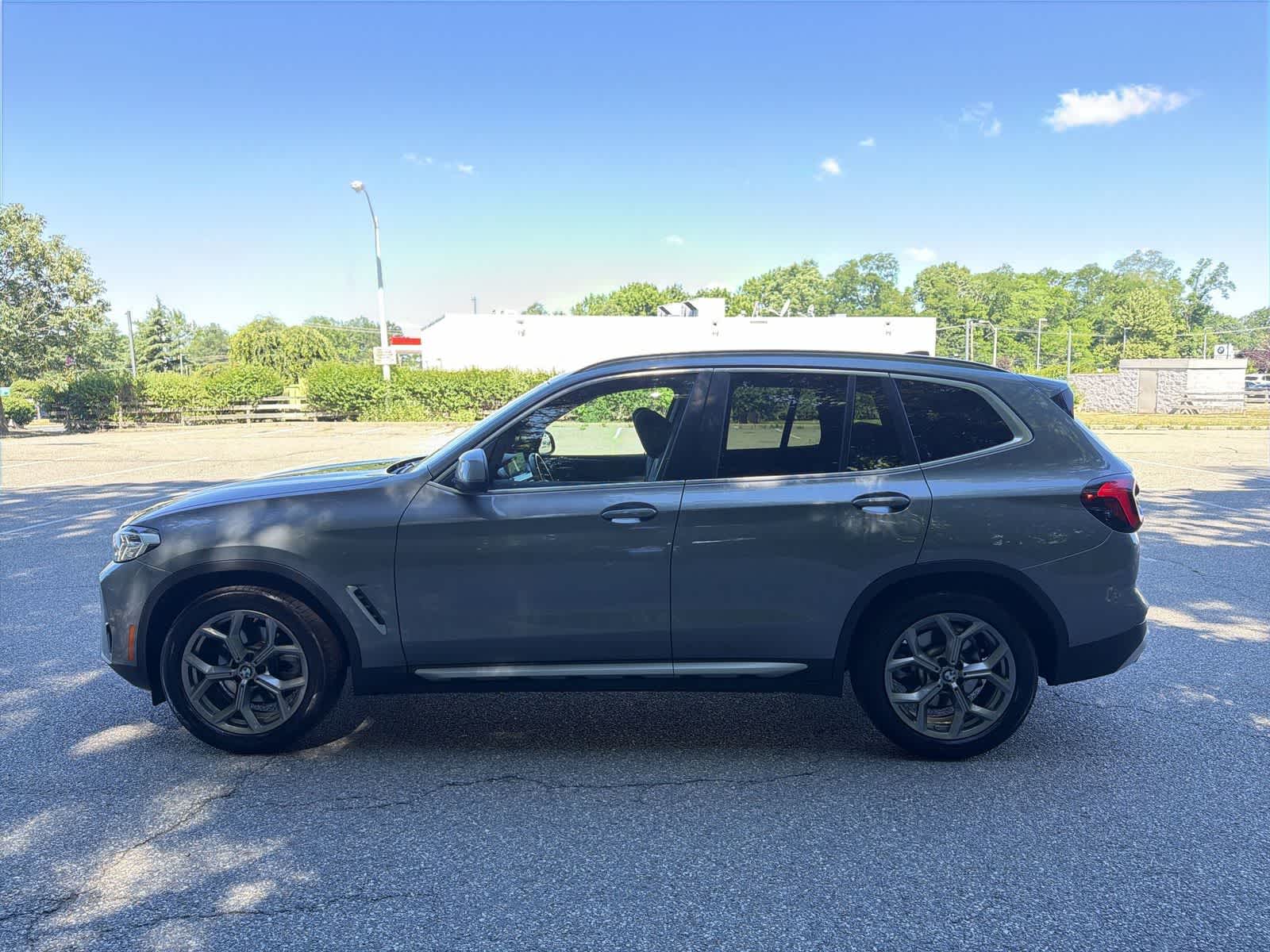 Thumbnail: 2023 BMW X3 - 10