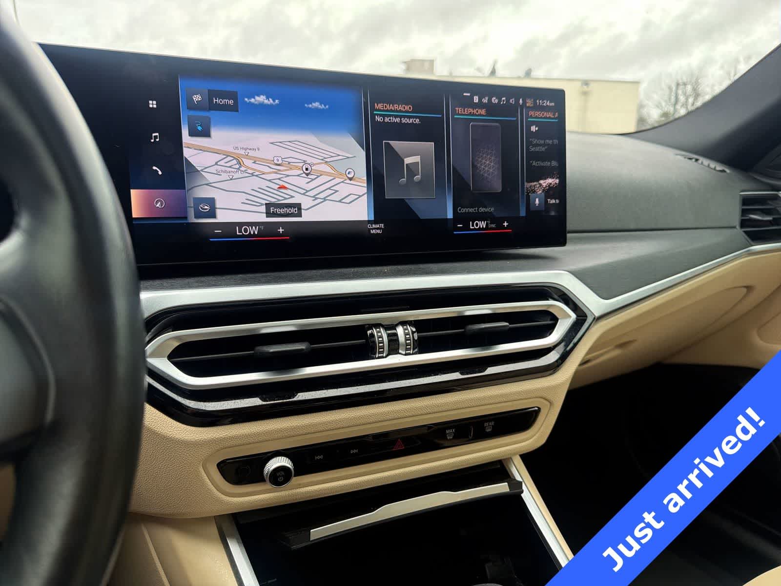 Thumbnail: 2023 BMW i4 - 24