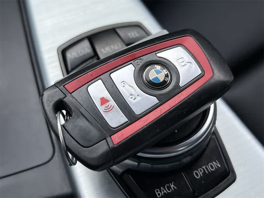 Thumbnail: 2016 BMW 3 Series - 27