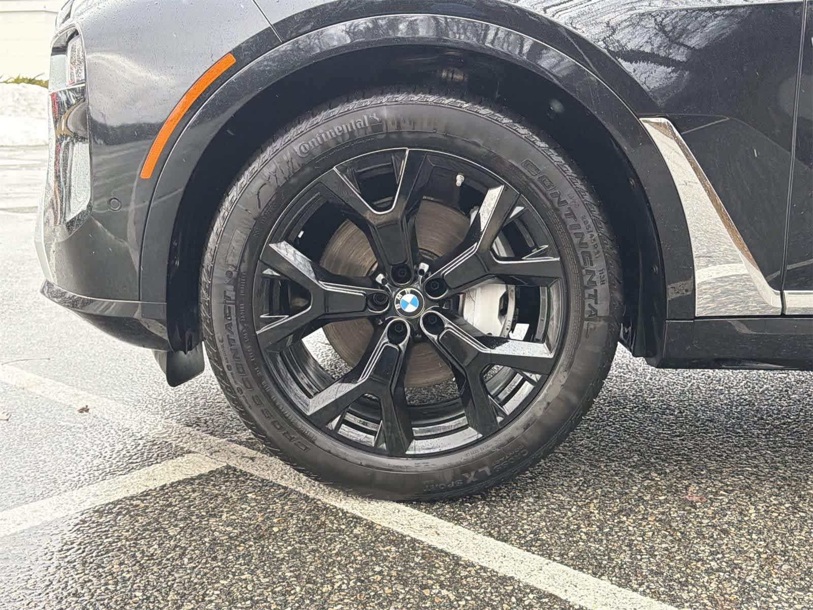 Thumbnail: 2025 BMW X7 - 16