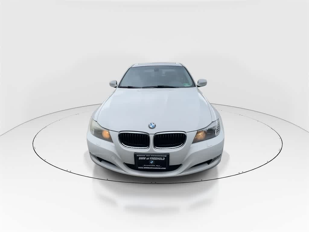 Thumbnail: 2011 BMW 3 Series - 3