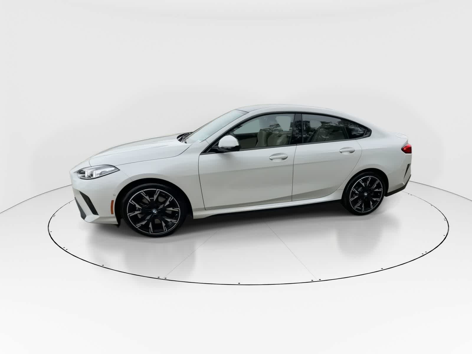 Thumbnail: 2025 BMW 2 Series - 5