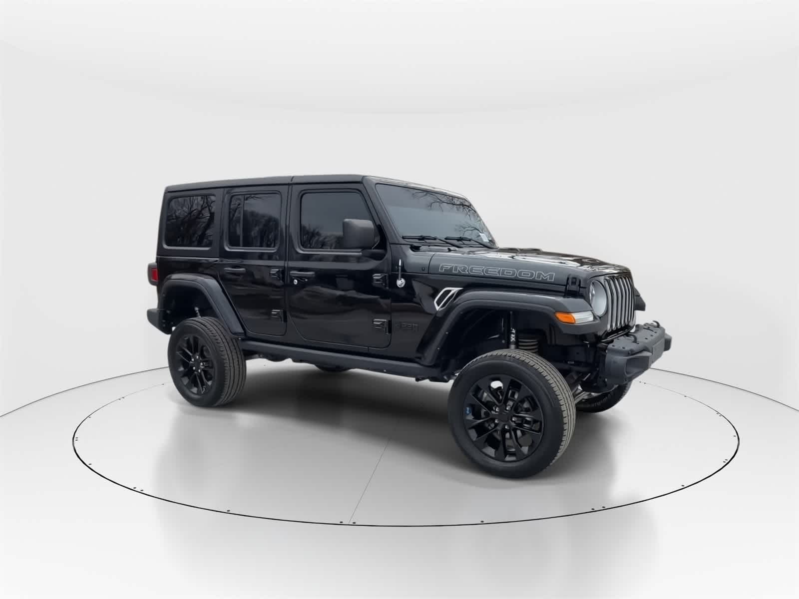 Thumbnail: 2023 Jeep Wrangler - 3