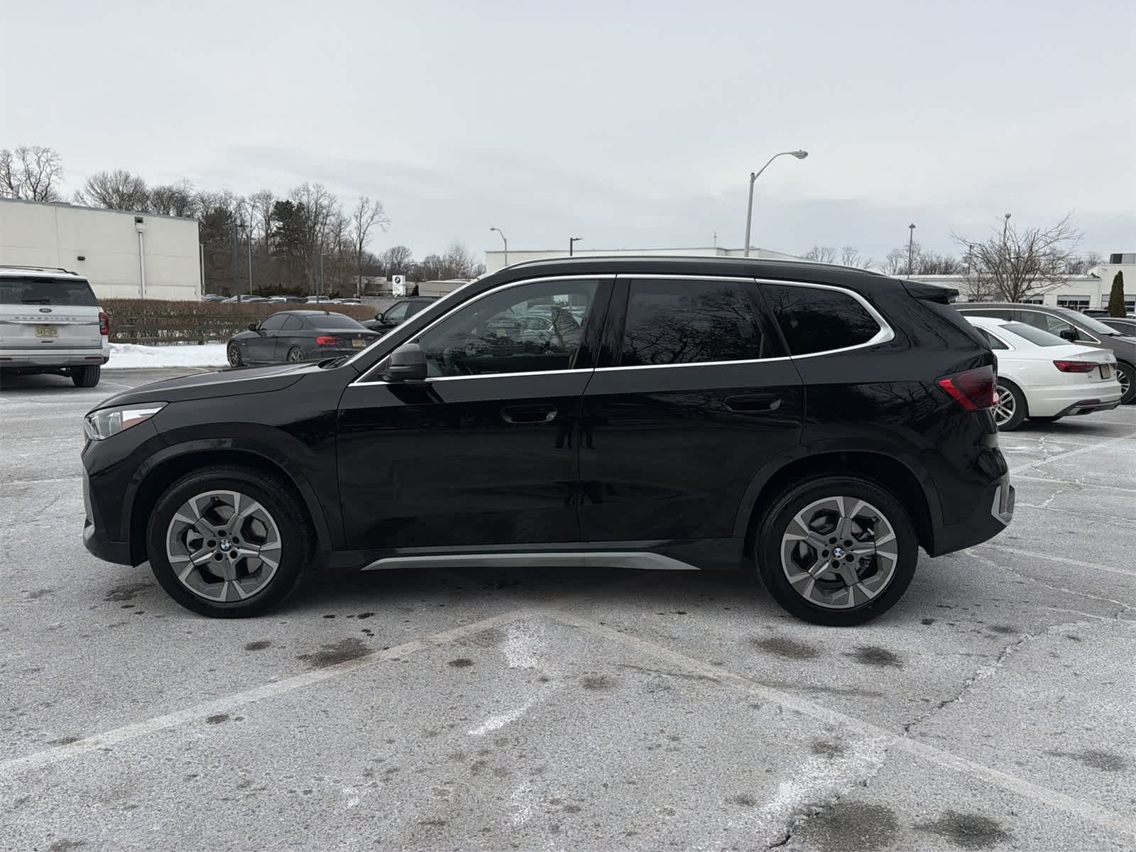 Thumbnail: 2025 BMW X1 - 11