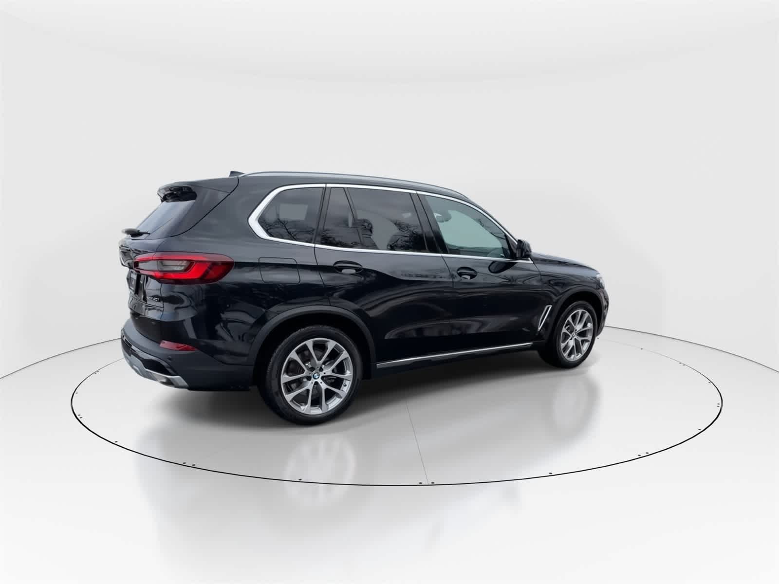 Thumbnail: 2023 BMW X5 - 8
