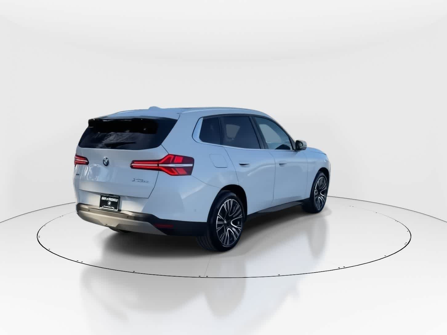 Thumbnail: 2025 BMW X3 - 9