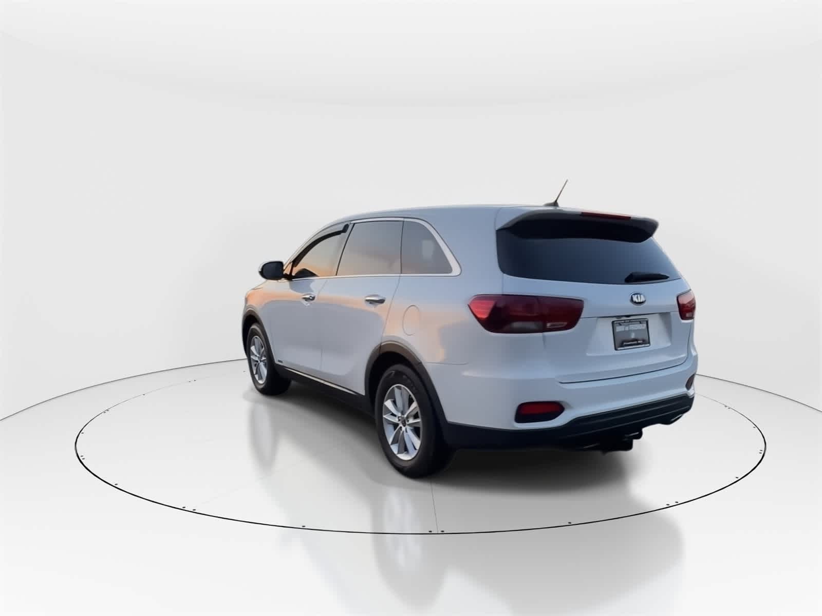 Thumbnail: 2020 Kia Sorento - 8