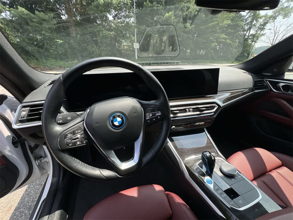 Thumbnail: 2023 BMW i4 - 18
