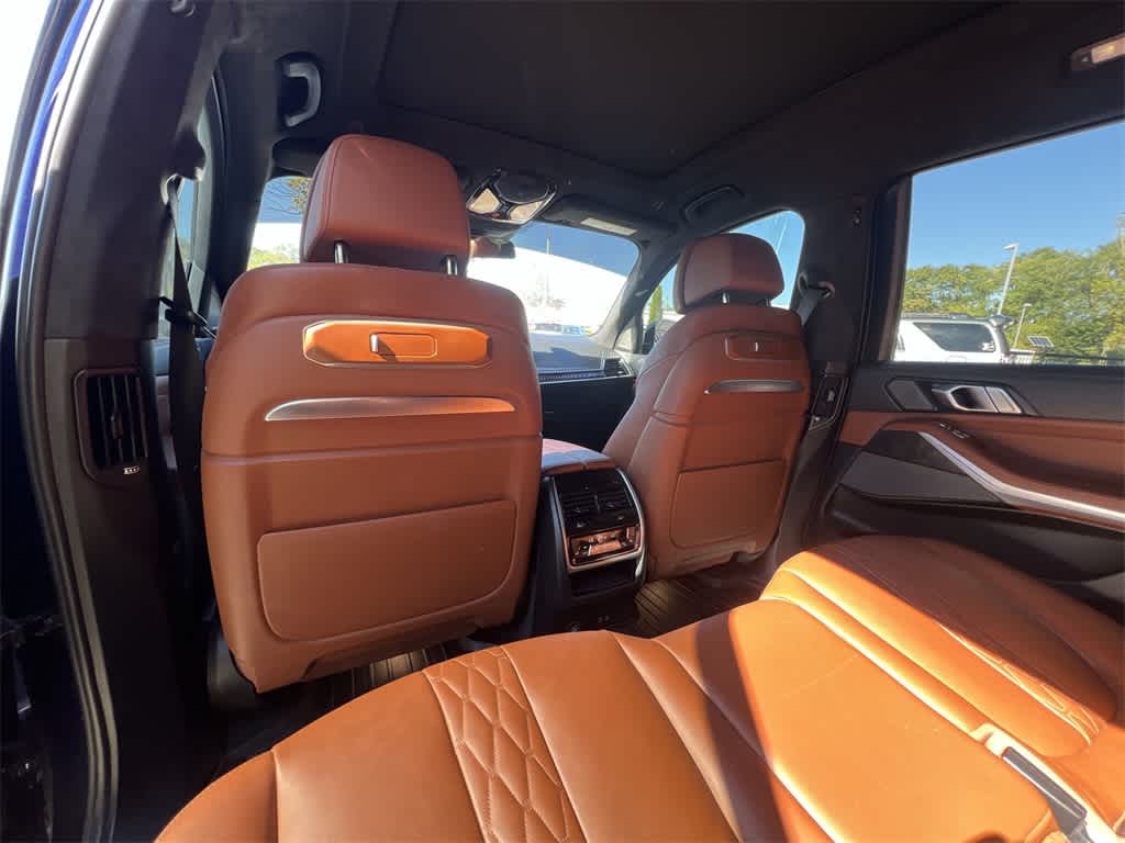 Thumbnail: 2024 BMW X7 - 20
