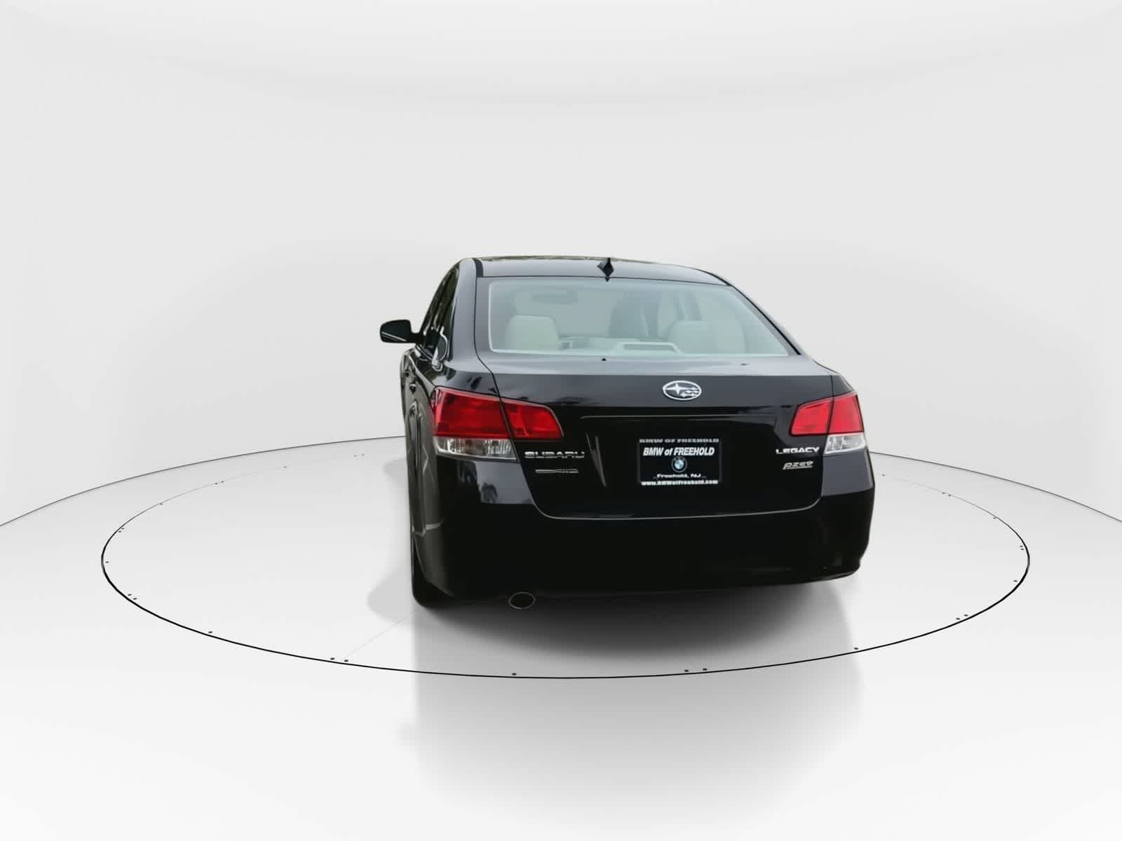 Thumbnail: 2011 Subaru Legacy - 3