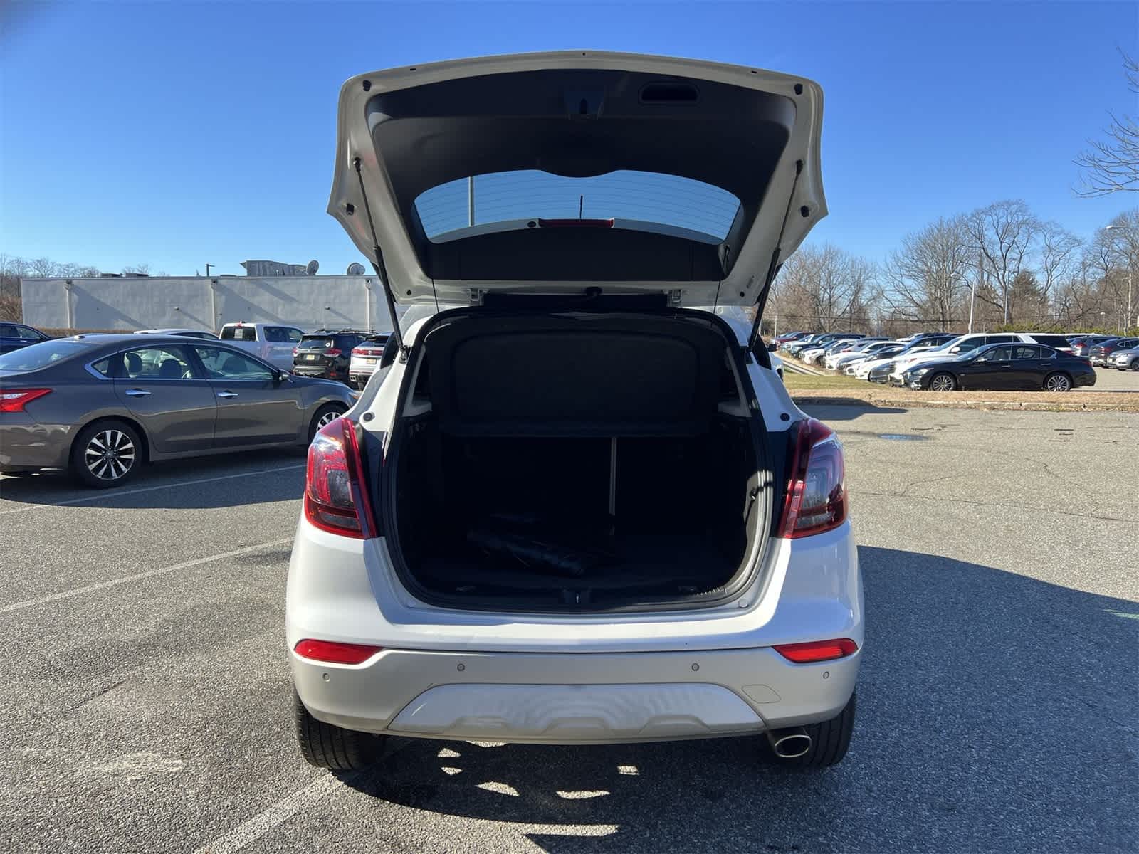 Thumbnail: 2017 Buick Encore - 27