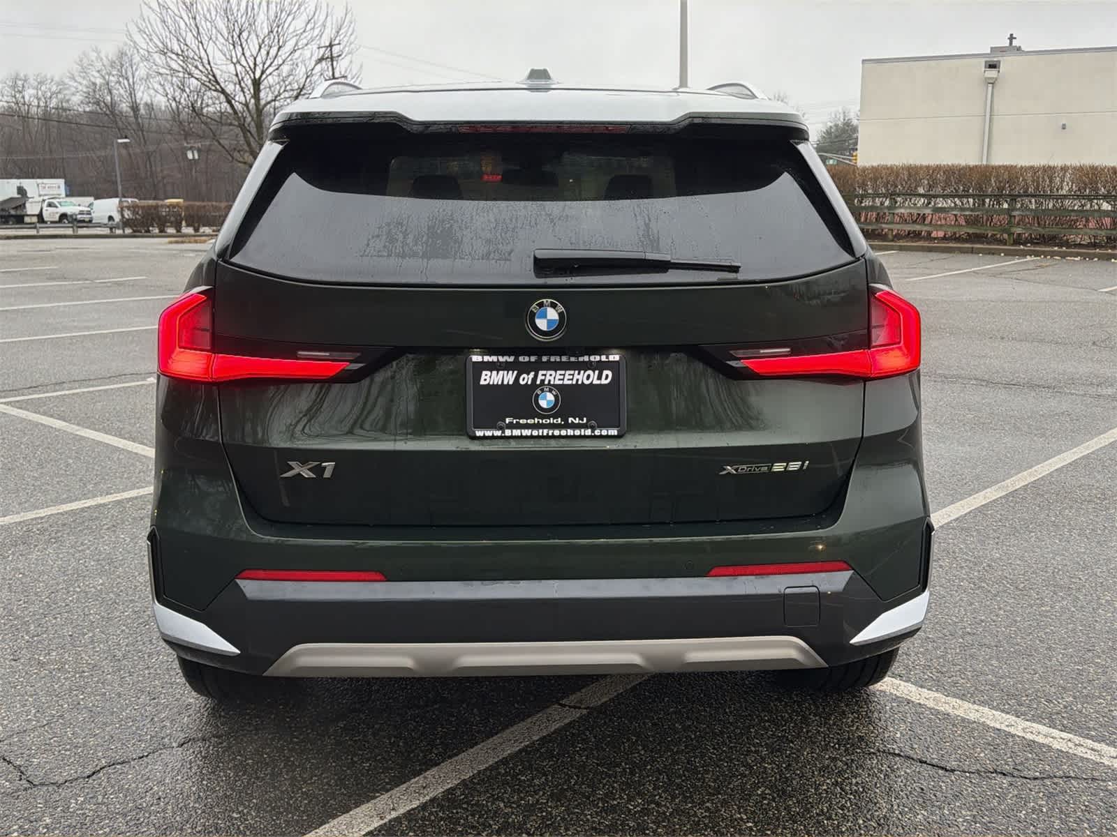 Thumbnail: 2025 BMW X1 - 13