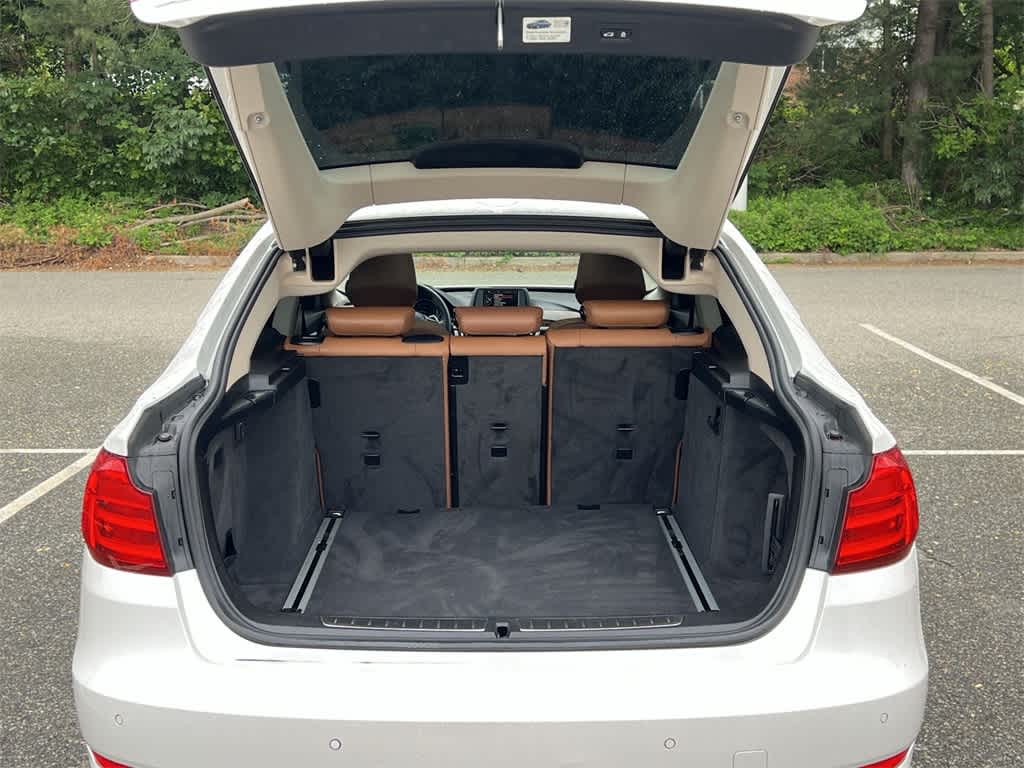Thumbnail: 2015 BMW 3 Series - 27
