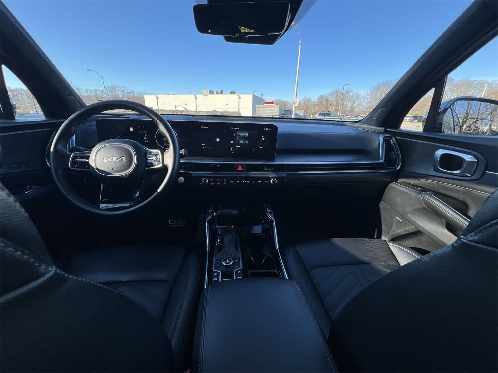 Thumbnail: 2024 Kia Sorento - 18