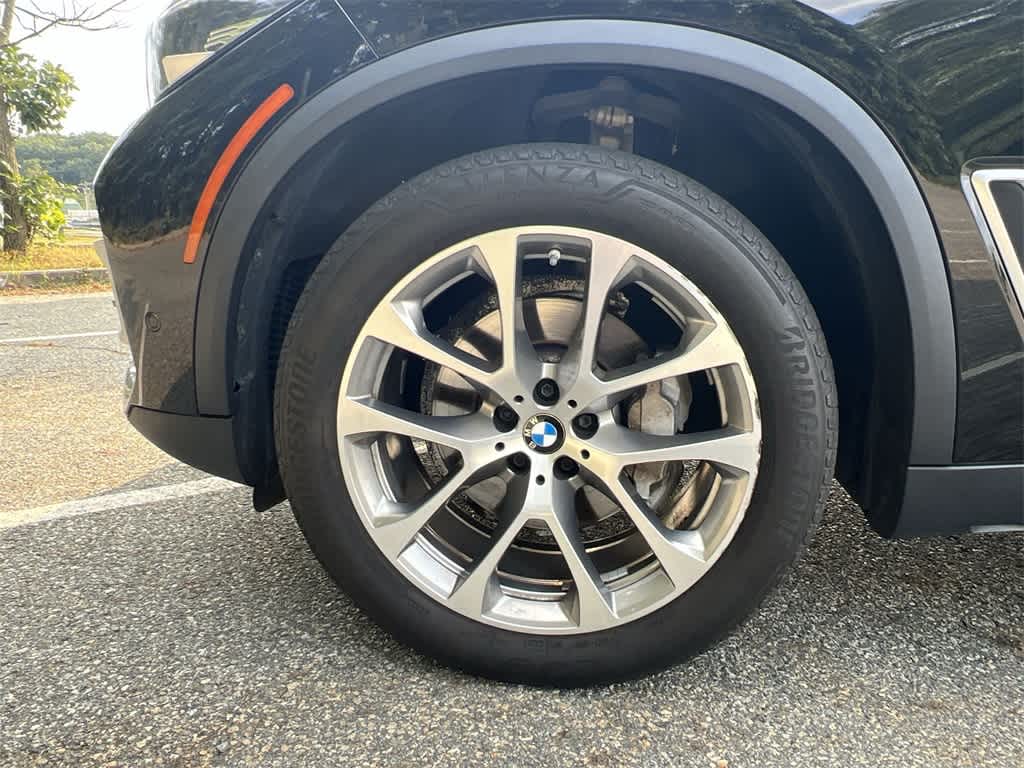 Thumbnail: 2021 BMW X5 - 16