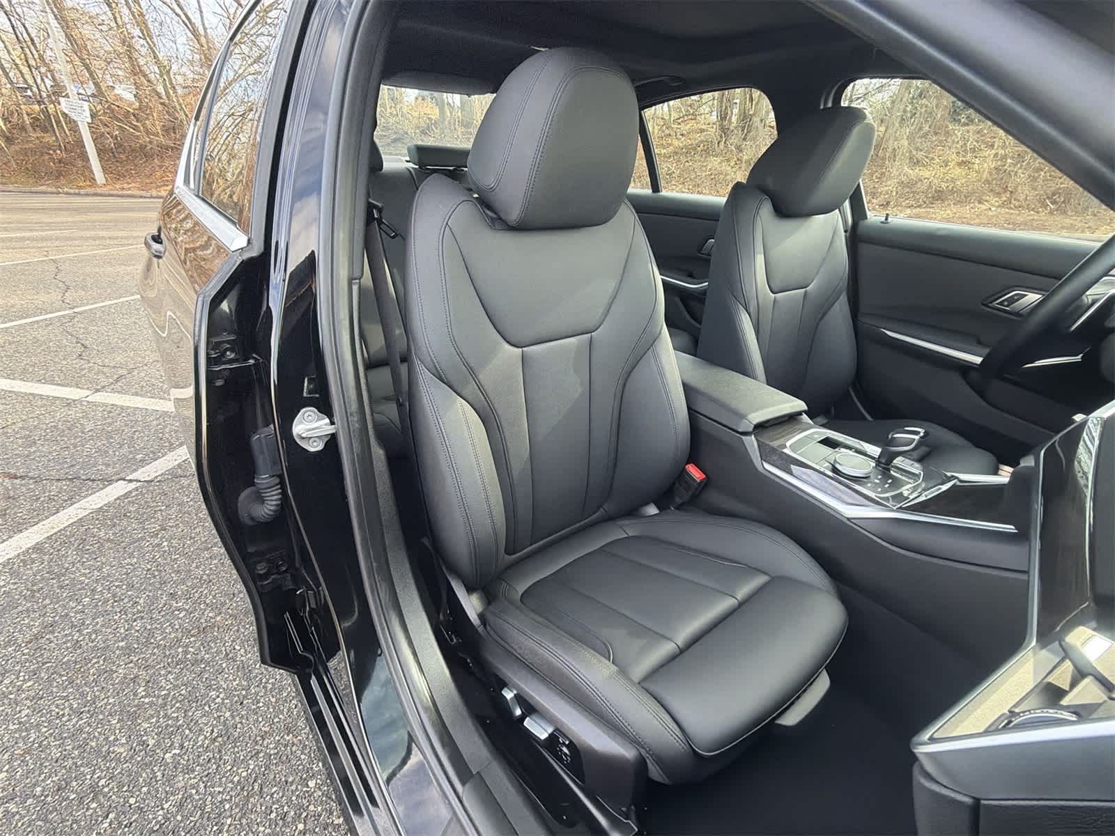 Thumbnail: 2019 BMW 3 Series - 22