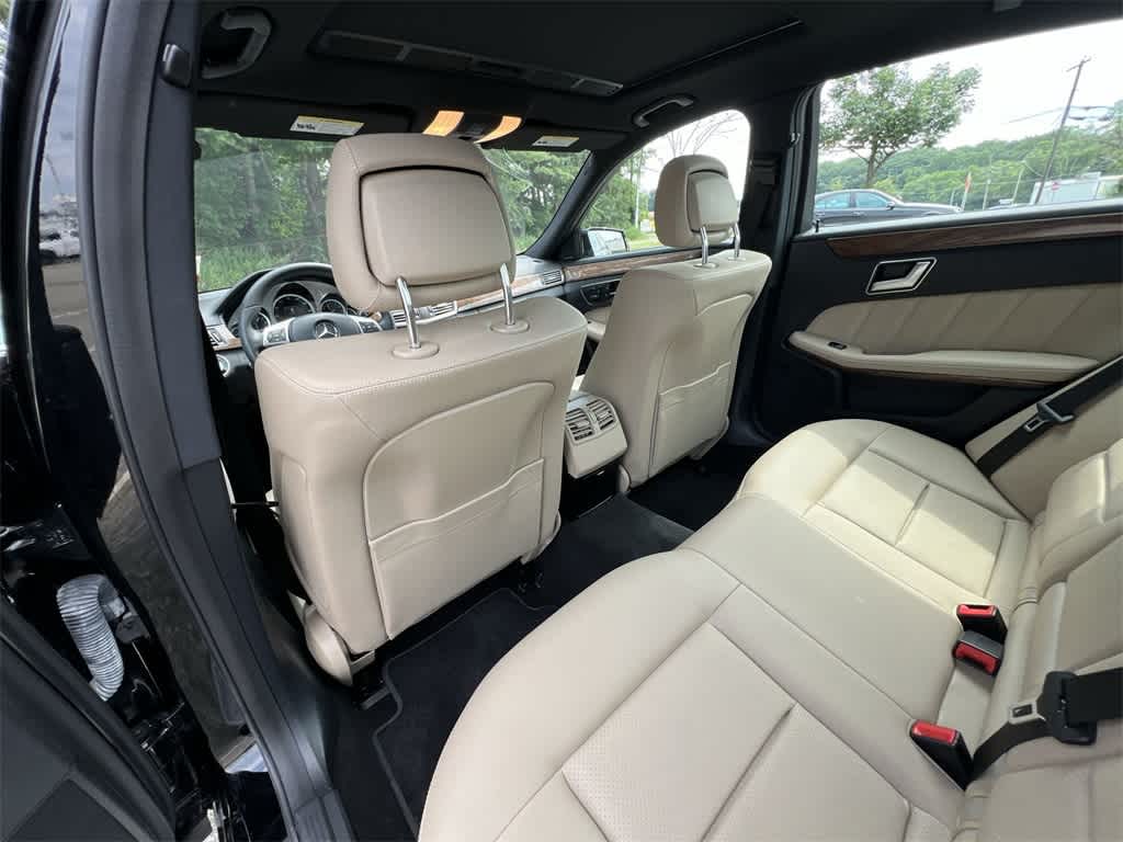 Thumbnail: 2013 Mercedes-Benz E-Class - 20