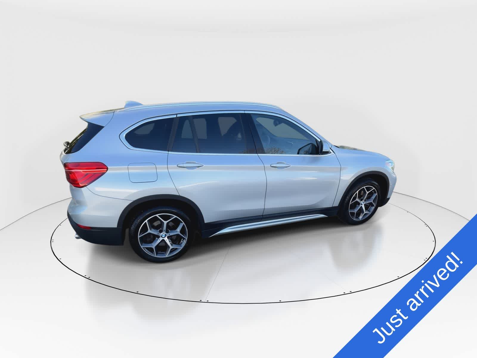 Thumbnail: 2018 BMW X1 - 8