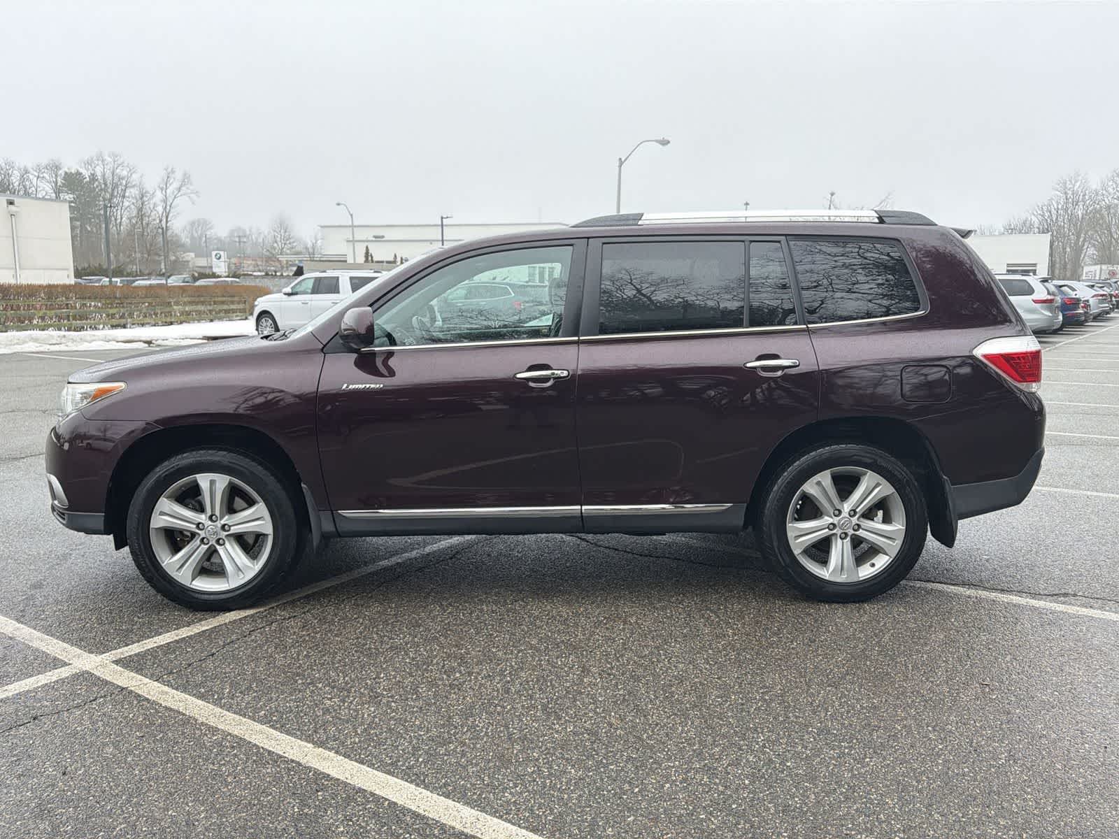 Thumbnail: 2013 Toyota Highlander - 11