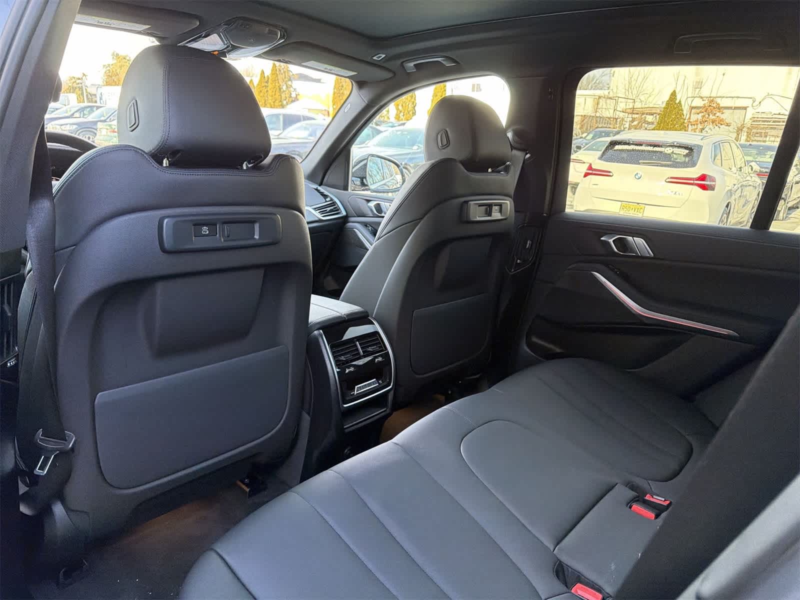 Thumbnail: 2022 BMW X5 - 20