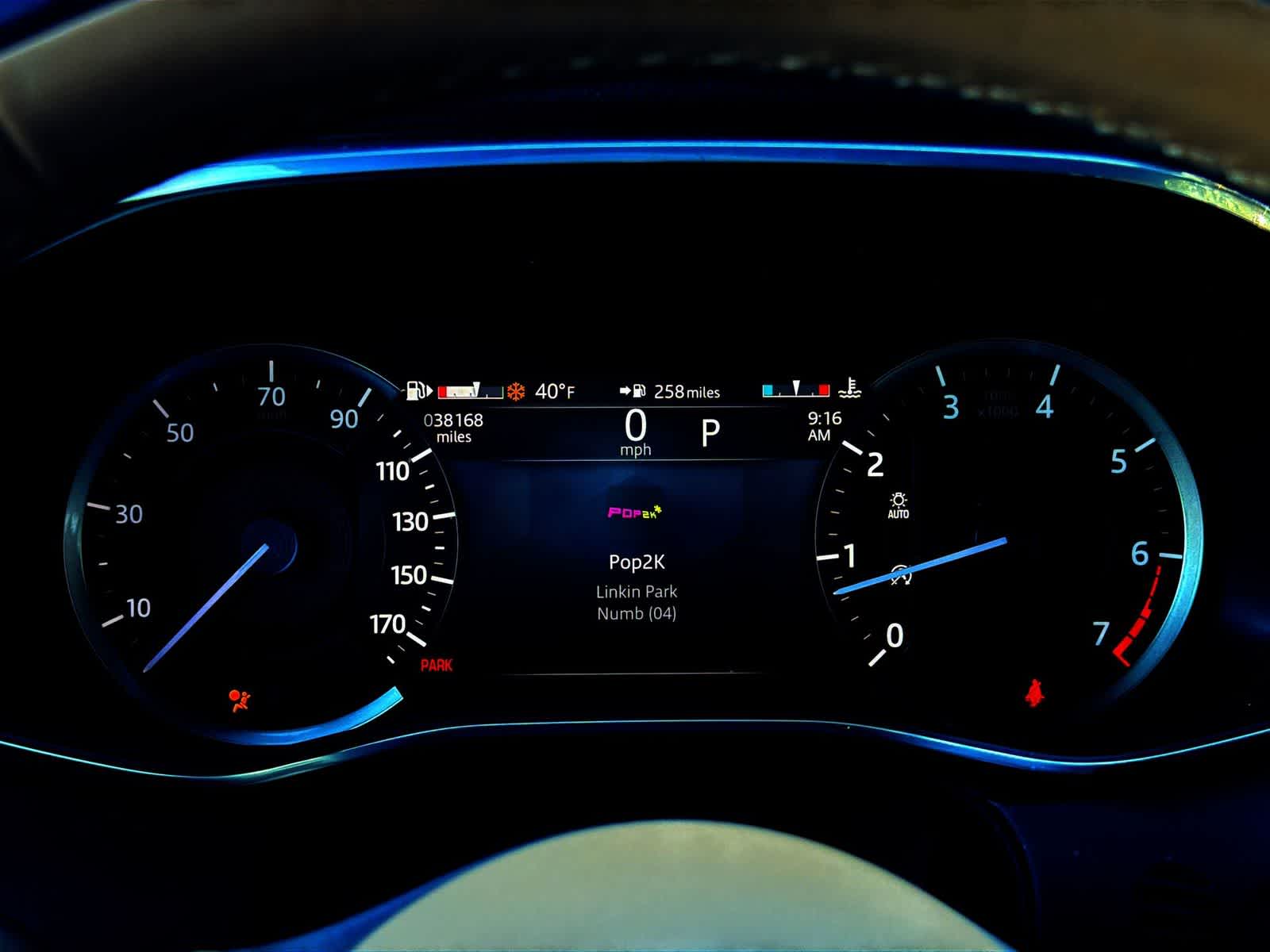 Thumbnail: 2022 Jaguar F-Pace - 26