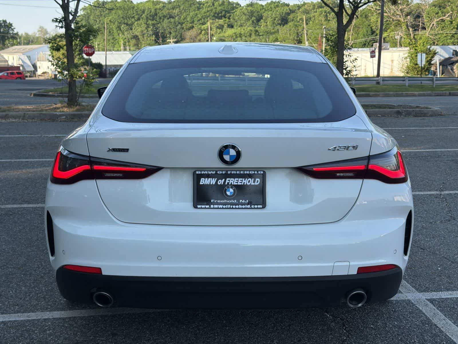 Thumbnail: 2024 BMW 4 Series - 13