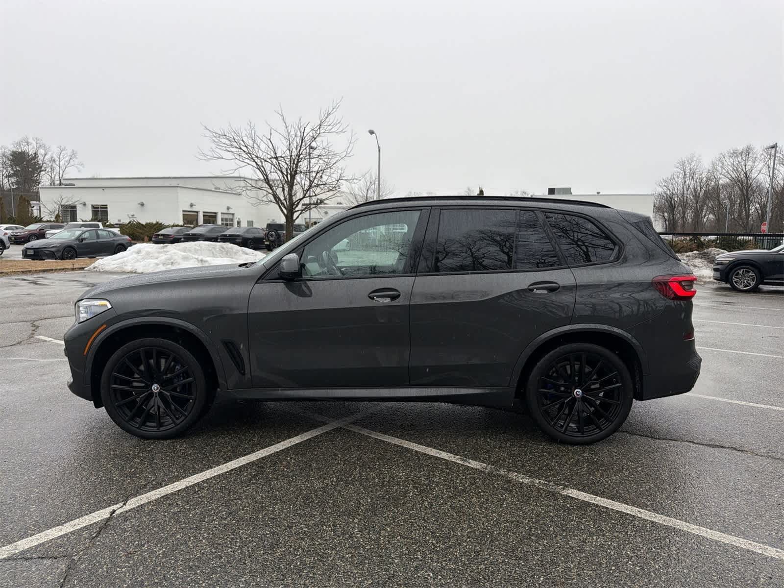Thumbnail: 2023 BMW X5 - 11