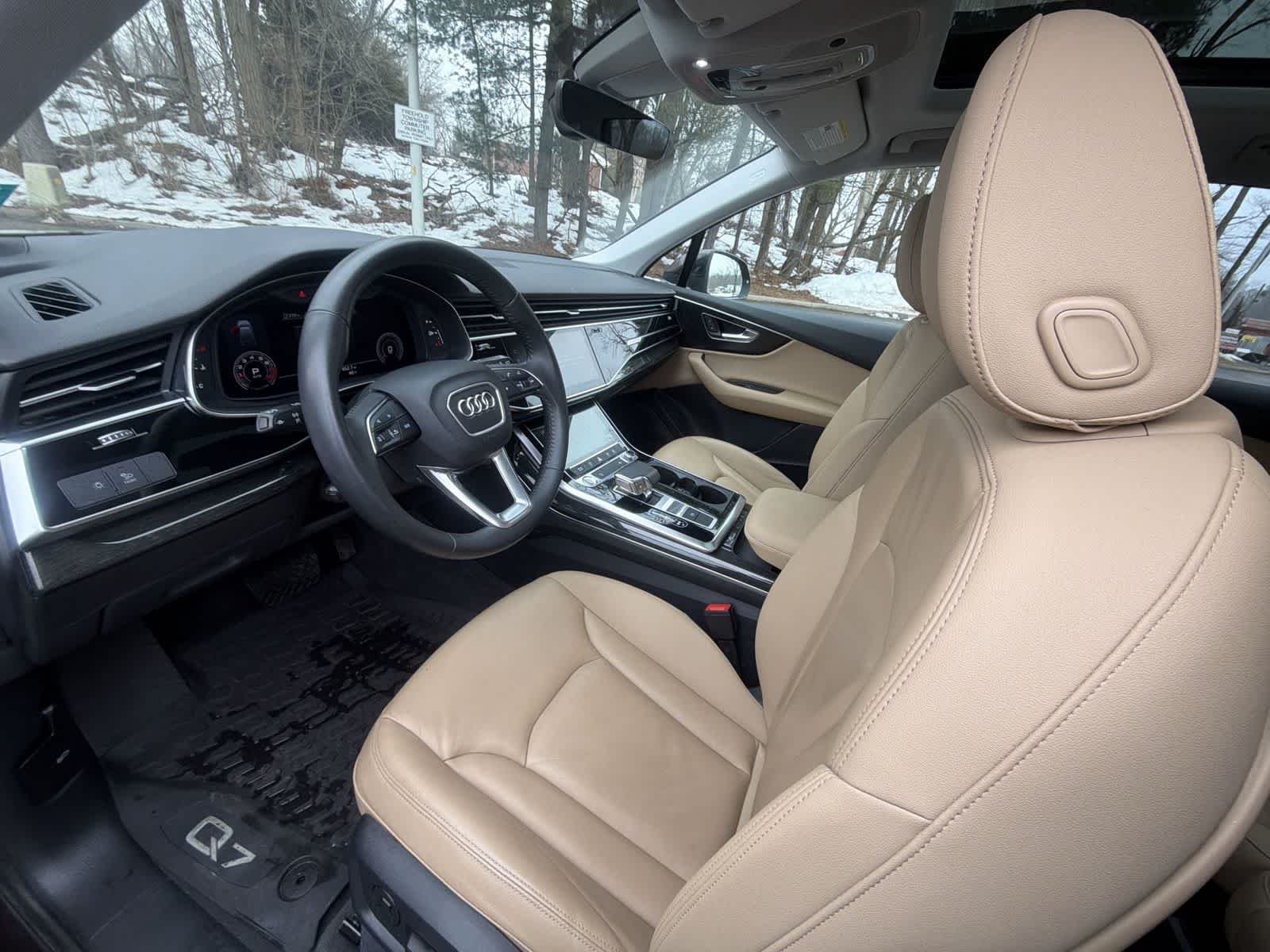 Thumbnail: 2020 Audi Q7 - 10