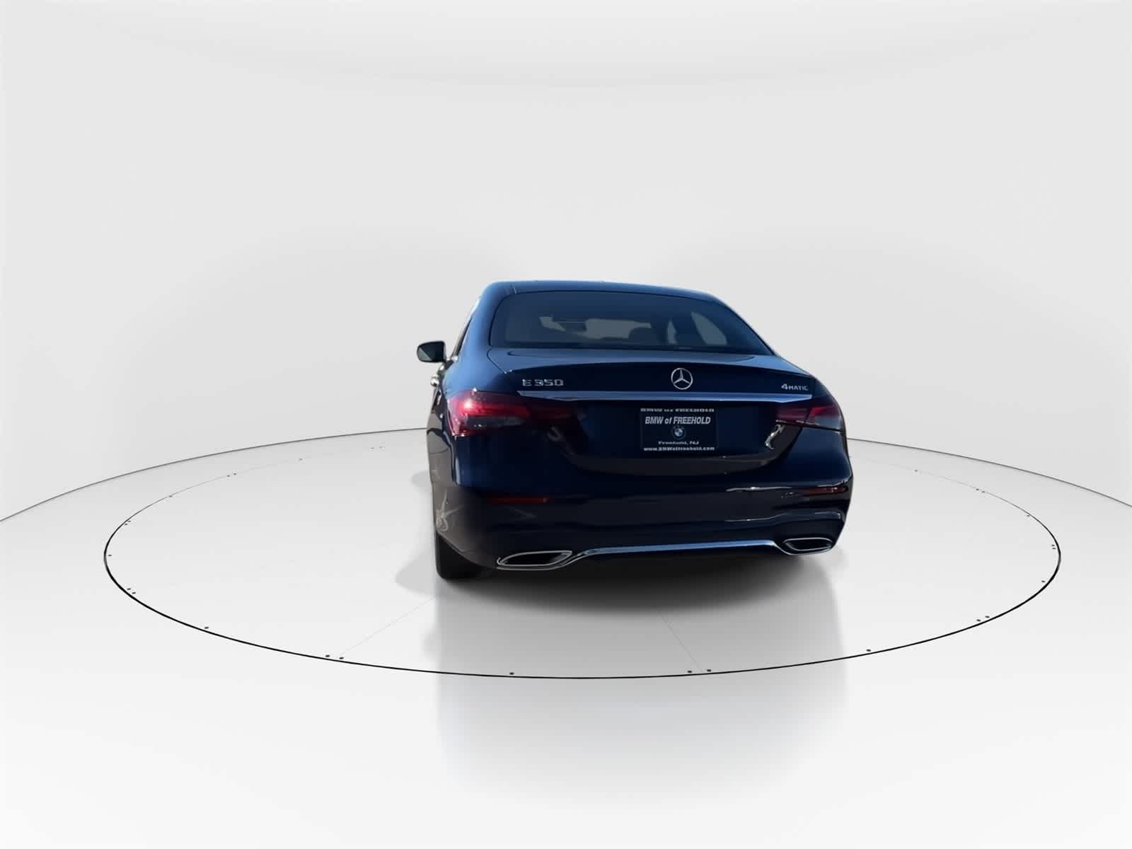 Thumbnail: 2021 Mercedes-Benz E-Class - 8